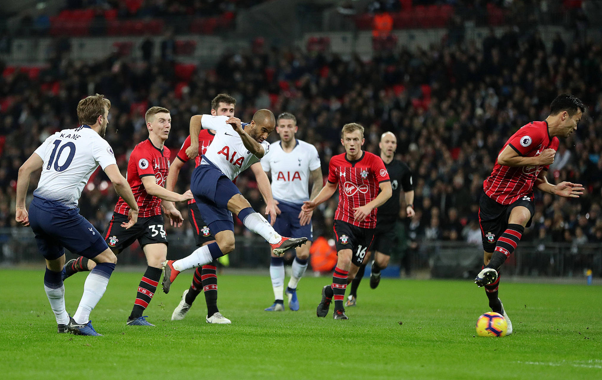 漫长的一年，切尔西本赛季在354天中共完成70场比赛.